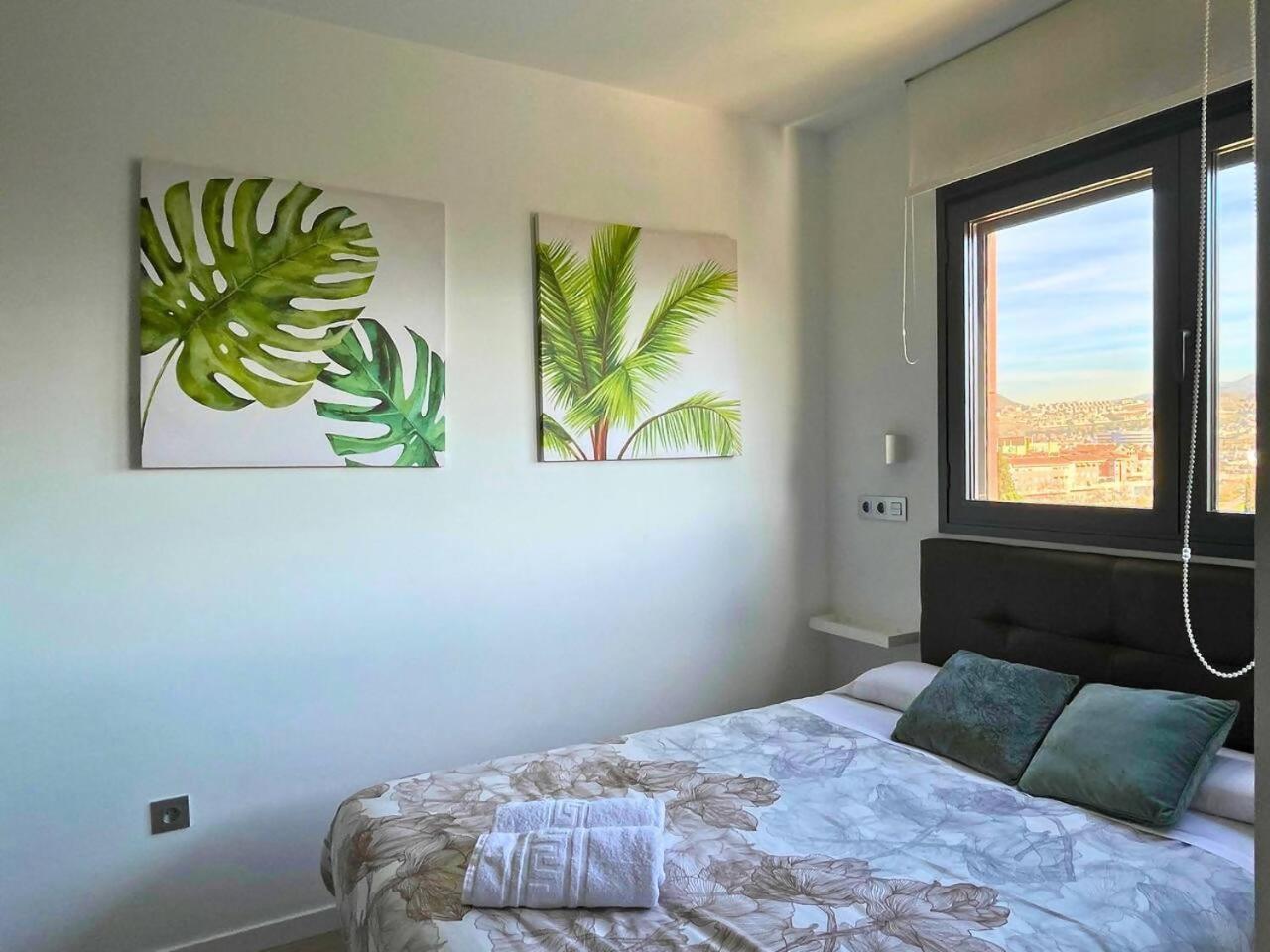 Home4U Apartamento Con Cochera Granada Exterior photo