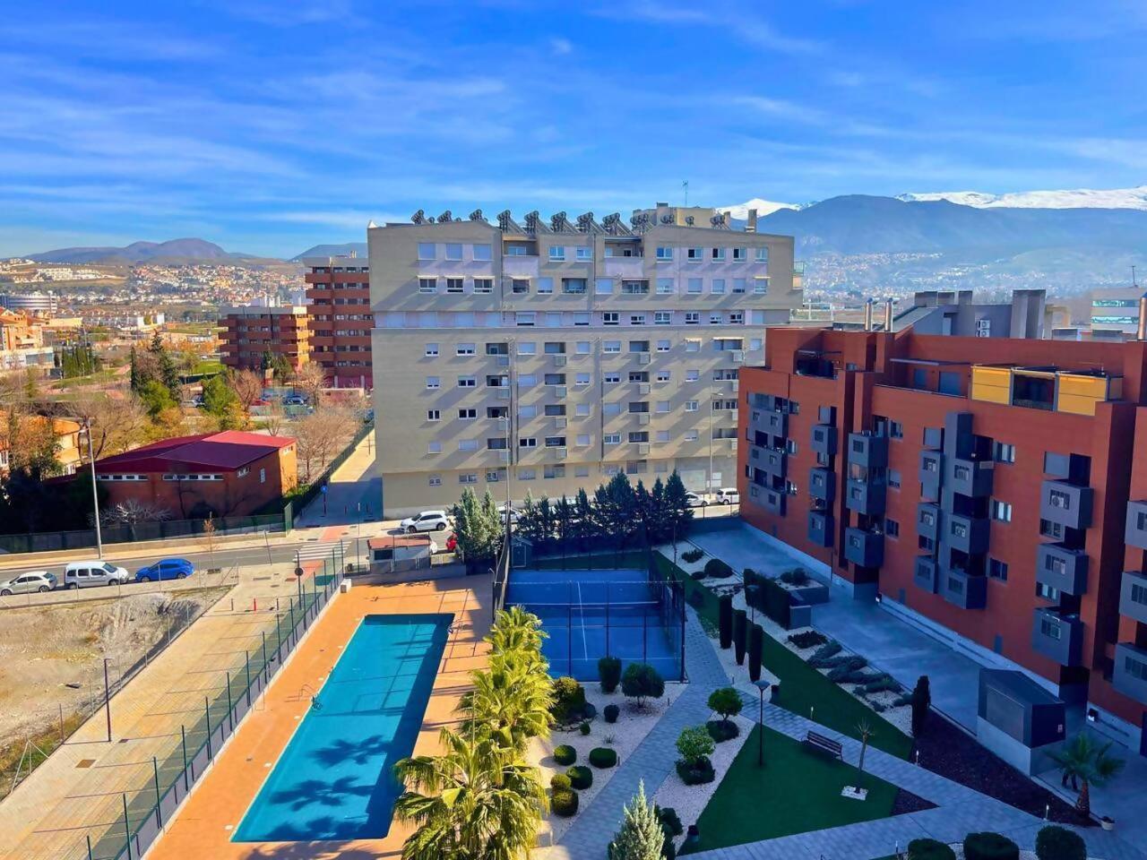 Home4U Apartamento Con Cochera Granada Exterior photo