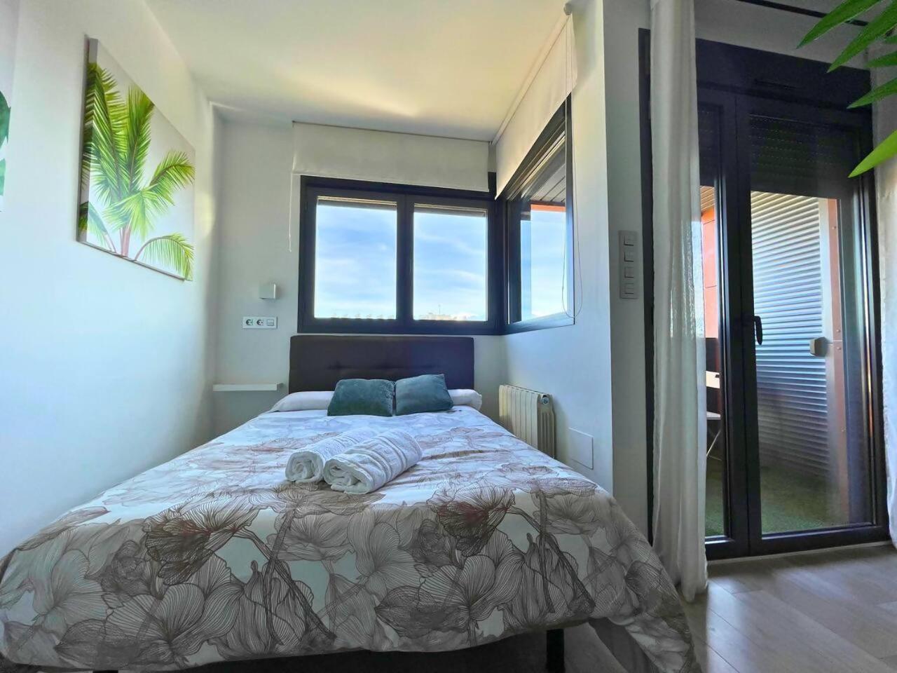 Home4U Apartamento Con Cochera Granada Exterior photo