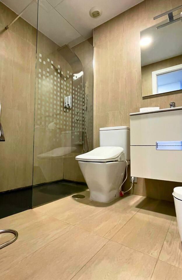 Home4U Apartamento Con Cochera Granada Exterior photo